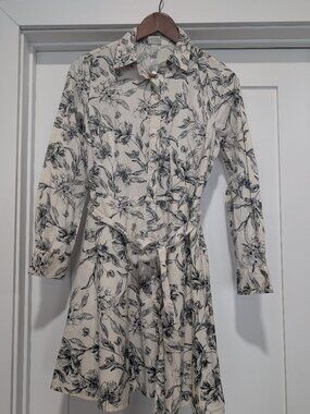1 piece off-white floral print dress by a new day NWT size xs